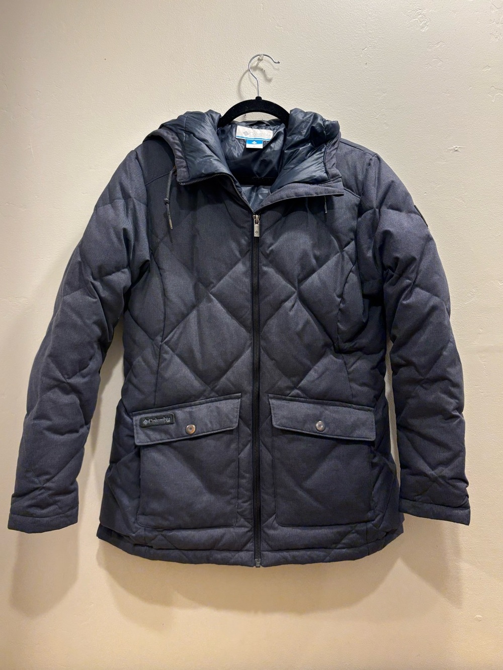 Columbia Women’s M Heavyweight Hooded Quilted Puffer Jacket Gray